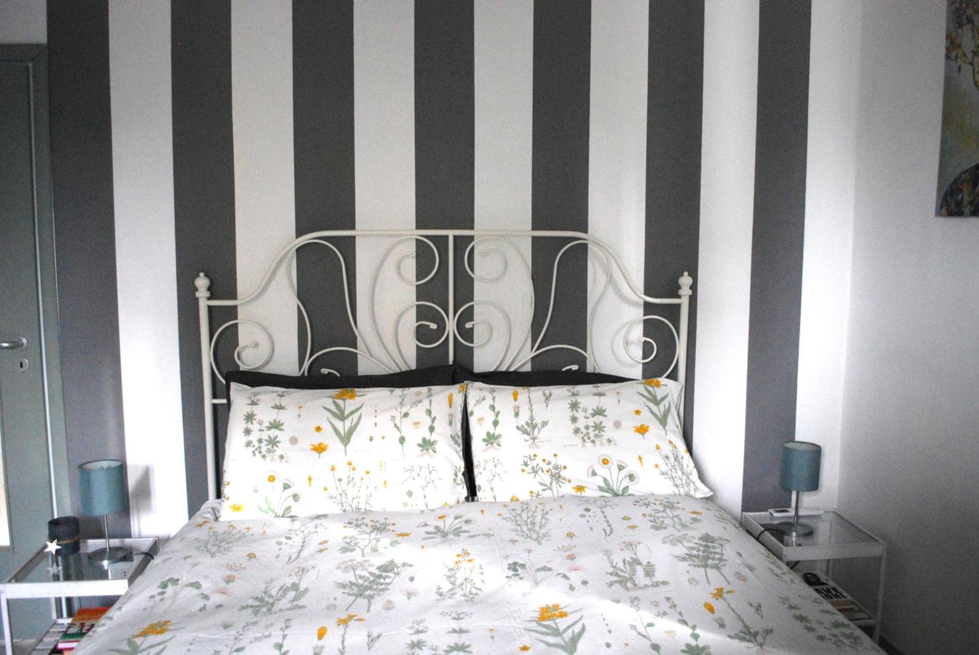 Bed and Breakfast Le Stanze Di Alicam Arona Exterior foto